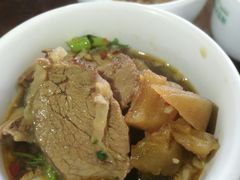-朝伟清真铜瓢牛肉馆(三十年老·店)