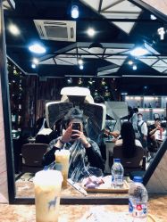 -PE SALON