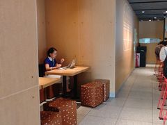 -麦当劳(中二横路店)