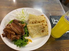 老汤酱肘卷饼-鼎香润(德胜门内店)