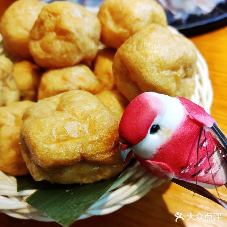 一家宝藏鱼火锅