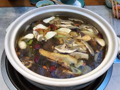 野生菌汤锅-大理董·董家小厨野生菌火锅(古城旗舰店)