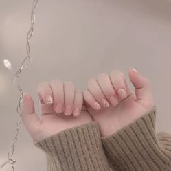 -Fanni美甲美睫皮肤管理