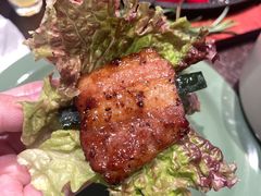 菠萝烤黑猪肉-Fuzzy Bistro 浮几韩餐·茶酒馆