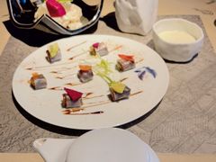 -穹六人间 people 6(岳阳路店)