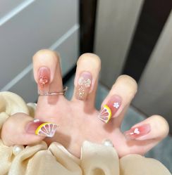 -兔猫ToMoreNails美甲美睫