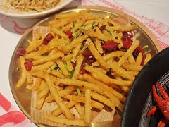 -肥肥虾庄·金牌油焖大虾(杨园滨江时代walk店)