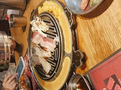 -青瓦炭韩潮烤肉(花园道店)