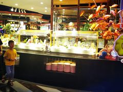 -四海一家自助餐(益田假日广场店)