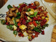 -滇香肴·云南菜蒸汽石锅鱼(云南北路店)