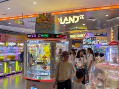 -反斗乐园π·电玩·高空拓展·蹦床(龙华天虹店)