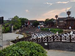 -茅山东方盐湖城景区