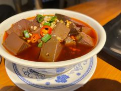 -炉小二铜锅牛蛙•川湘菜(三里屯店)