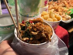 -六合夜市