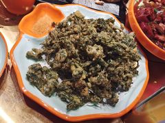 香炸花椒芽-向外鱼乐·土菜·虹鳟鱼