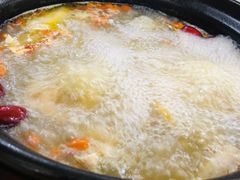 -濠轩阁特色生蚝火锅(水湾路店)