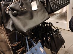 -H&M(鹏欣水游城店)