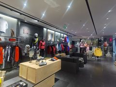 -ARC'TERYX始祖鸟(北京王府中环店)