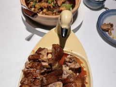 -八府香鸭·啫啫煲(华山路店)