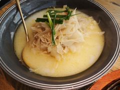 -蜜桃餐厅·伴山(湖滨商业街店)