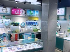 -现代眼镜批发城(台东三路店)