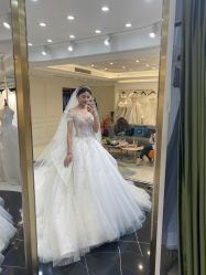 -拉瑞娜LaReine婚纱礼服高级定制