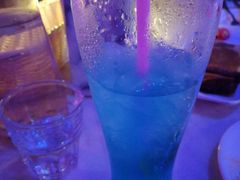 -樱花里音乐餐吧·牛扒椰子鸡(东圃店)
