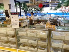 面包甜点陈列柜-百年义利(福长街店)