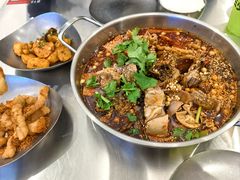 -蓉三少冒烤鸭·四川小吃集(北京首店)