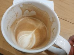 -星巴克(上海虹桥站2A检票口)
