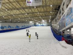 -乔波室内滑雪场