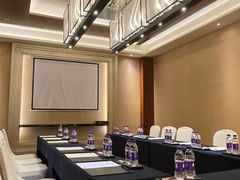 -三亚湾海居铂尔曼度假酒店