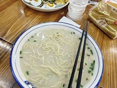 -小马牛肉面·牛骨熬制(南京博物院店)