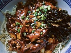 -沪西老弄堂面馆(定西路店)