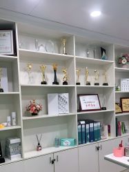 -苗医生专业祛痘·皮肤管理