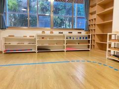 -金点蒙氏国际教育(悠然校区)