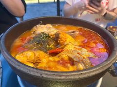 酸汤鱼-毛辣果·酸