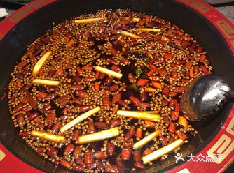 想来这家吃青蛙很久了，刚好和朋友看千与千寻