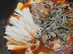 -人民公社铁锅炖·东北菜(卫国道店)