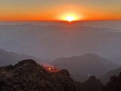 -黄山光明顶山庄