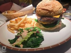 摩天汉堡-阿妮叶李(光谷世界城店)