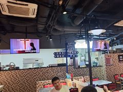 -马路牙子烧烤音乐酒馆(望京店)