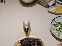 -八府香鸭·啫啫煲(华山路店)