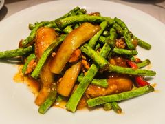 -荷花亭·湖北融合菜(中商广场店)