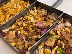 -老东镇啤酒屋海鲜加工·蒸汽海鲜·海鲜烧烤(台东店)