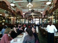 -Majestic Café