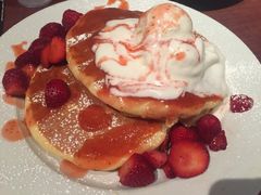 -Pancakes on the rocks(Darling Harbour)