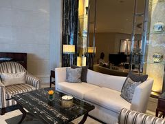 -LONG BAR 廊吧(外滩华尔道夫酒店)