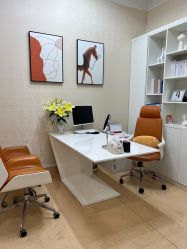 -广州健丽·去眼袋医疗美容机构