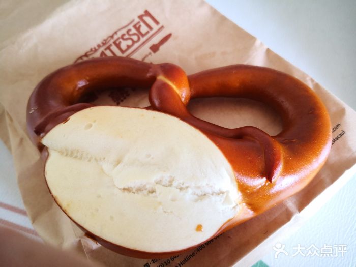丽都熟食店碱水包图片